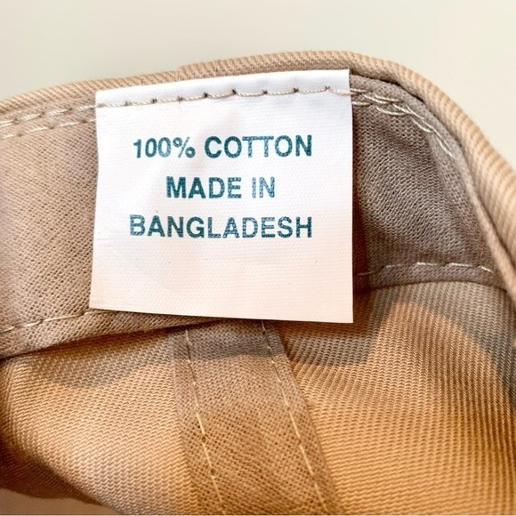 NWOT VTG Central Tractor CT Farm & Country Snap Back Trucker Hat - Picture 7 of 7